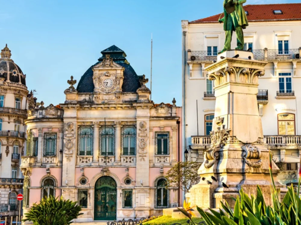 Statue_Joaquim-Antonio-de-Aguiar_Coimbra-Portugal_1843344490_reduced_0